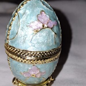 🍁Jewel Egg $28